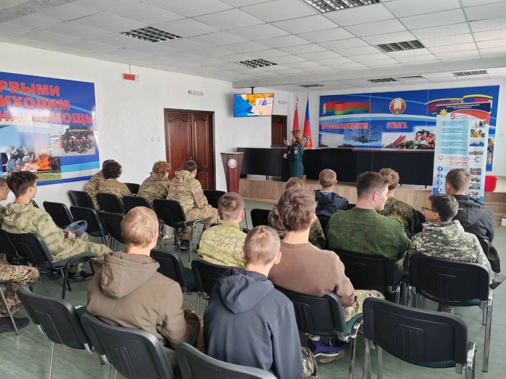 photo_2026-05-27_22-25-23-1024x768 Ветковский РОЧС и РОВД распахнули свои двери для будущих защитников!