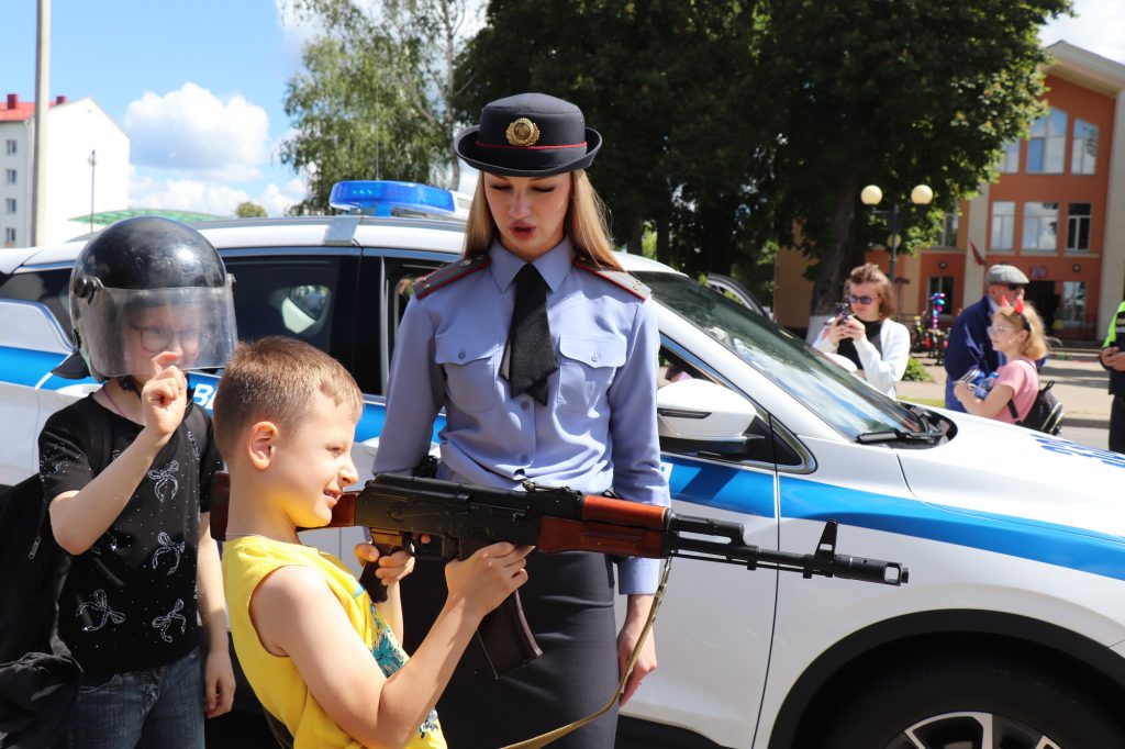 img_1096-1024x682 Ветка в красках: праздник детства и лета