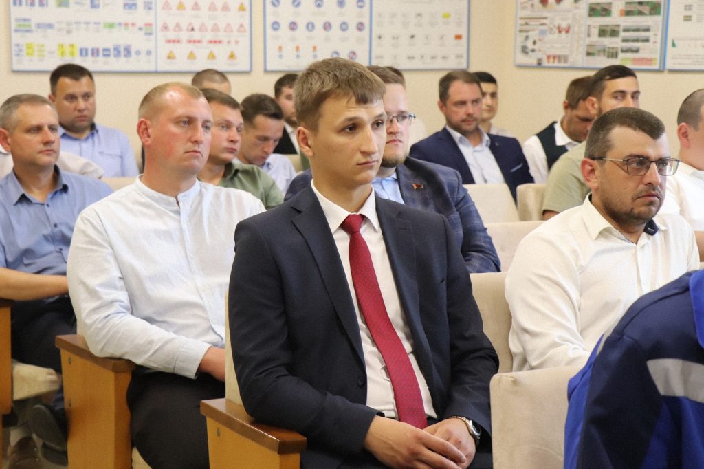 img_3135-1024x682 Сегодня в Ветковском районе прошёл семинар-учёба для участников областного проекта «Школа молодого руководителя»