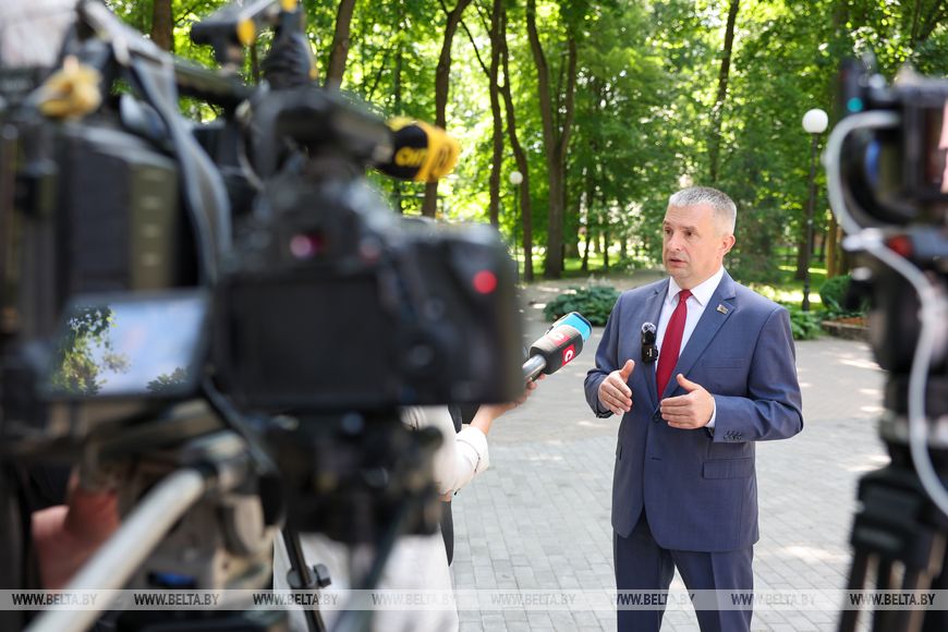 mvas7444_result Ситуация на границе, кадры и подготовка к уборочной. Лукашенко заслушал доклад по Гомельской области