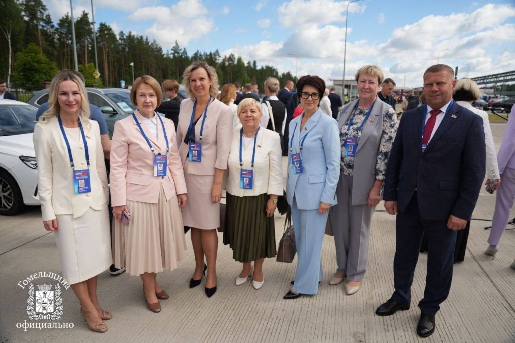 photo_2026-06-25_10-37-34-1024x682 XIII Форум регионов Беларуси и России стартовал в Минске и Минской области