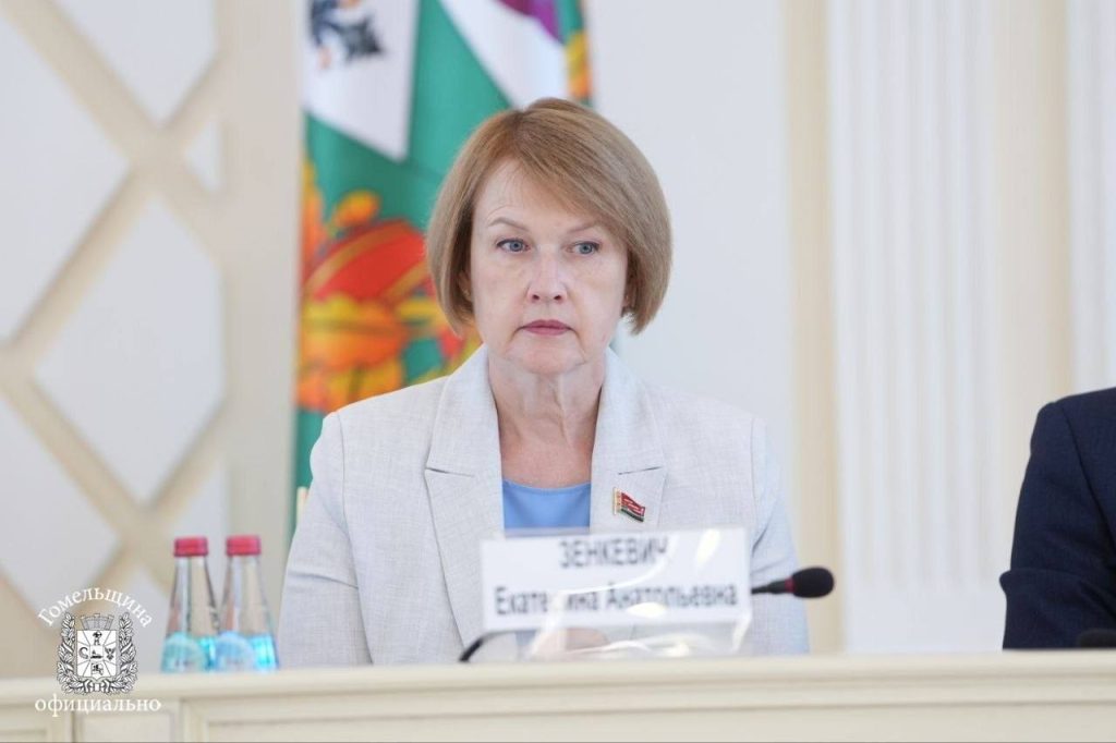 photo_2026-06-29_11-17-38-2-1024x682 Вопросы готовности АПК области к уборке зерновых культур рассмотрены на заседании облисполкома