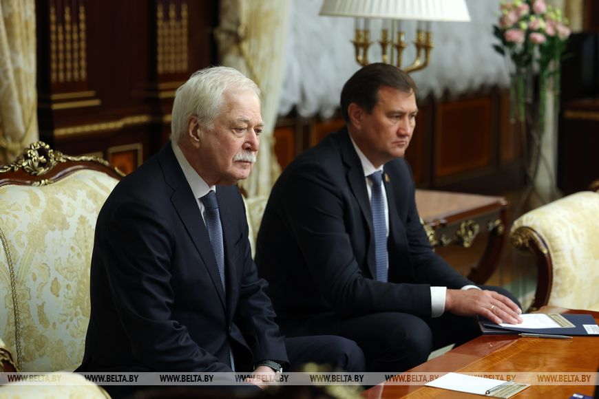 6-6 Лукашенко предложил России объединить усилия в сфере биотехнологий 