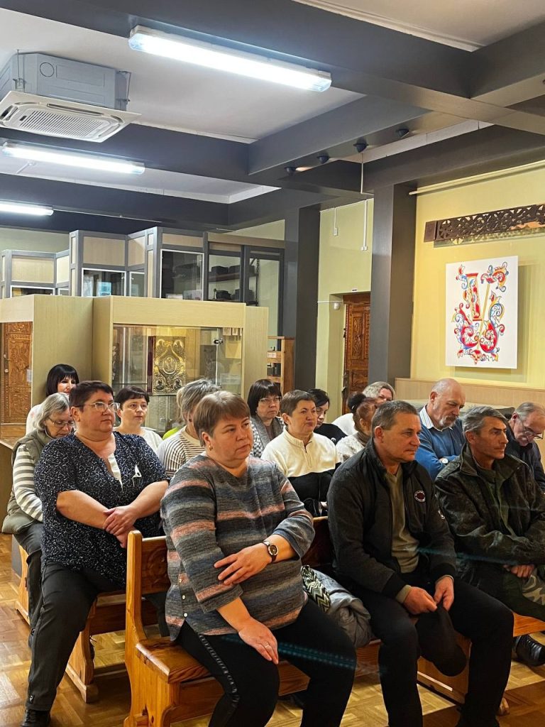 photo_2026-10-13_10-18-06-2-768x1024 Традиции и культура. В Ветке состоялась диалоговая площадка с парламентарием